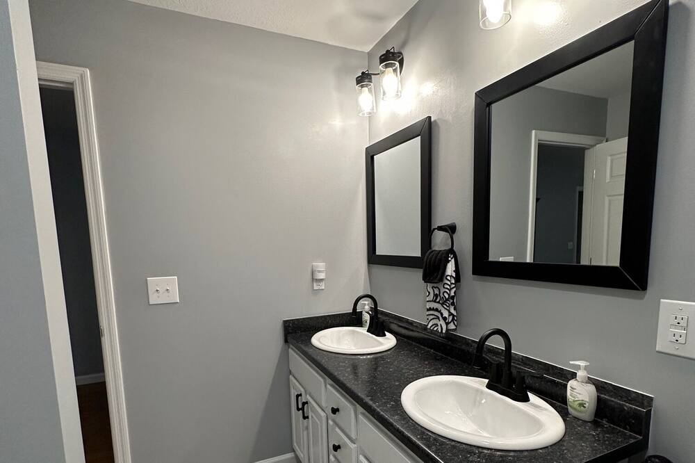 Photo of Bathroom in Athens