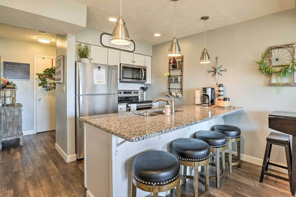 Photo of Others in Notch Estates