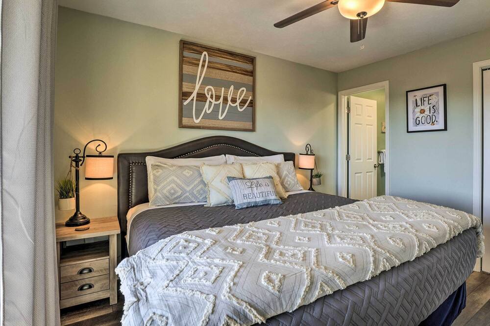 Photo of Bedroom in Notch Estates