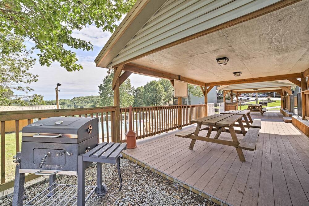 Photo of Others in Notch Estates