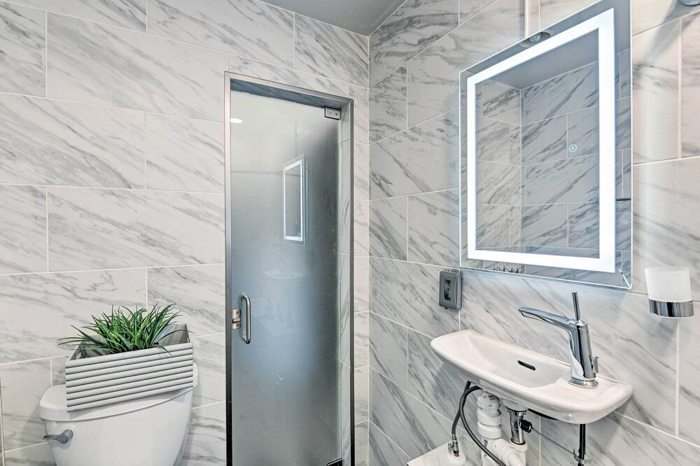 Photo of Bathroom in Woodbine