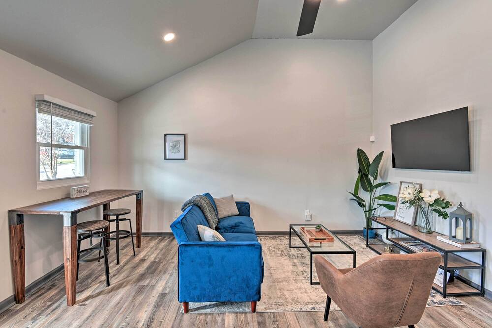 Photo of Livingroom in Woodbine