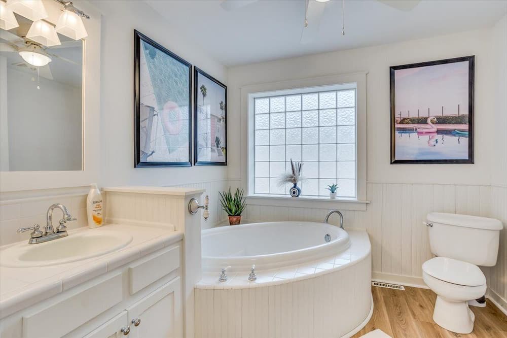 Photo of Bathroom in Wichita