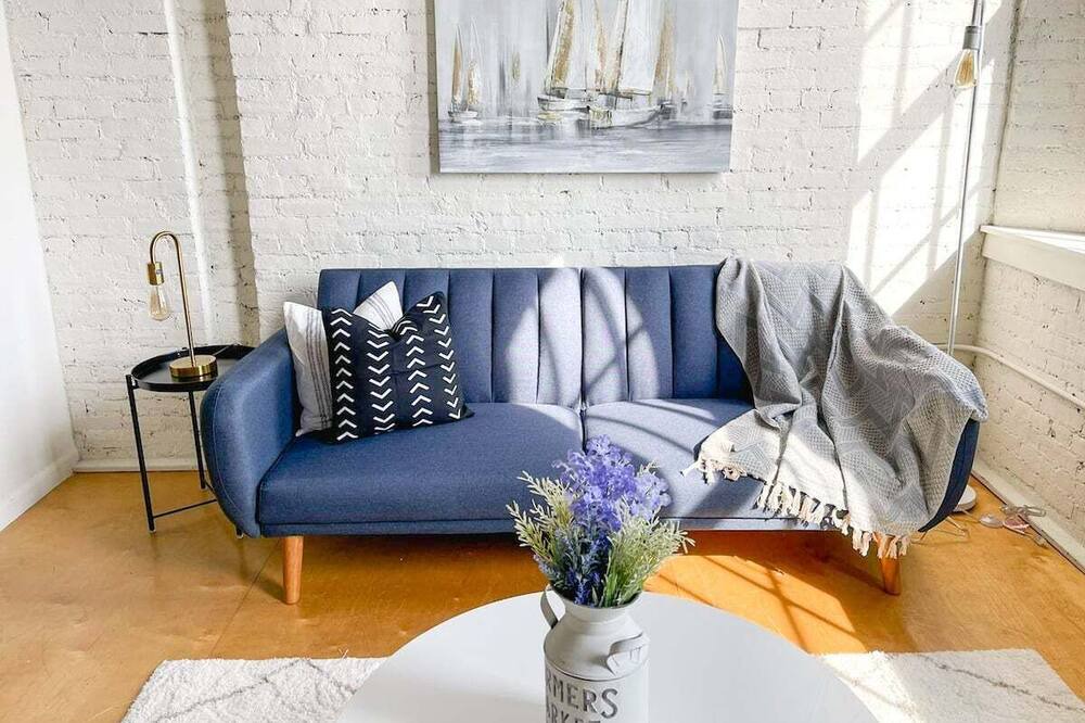 Photo of Livingroom in Phoenix Hill
