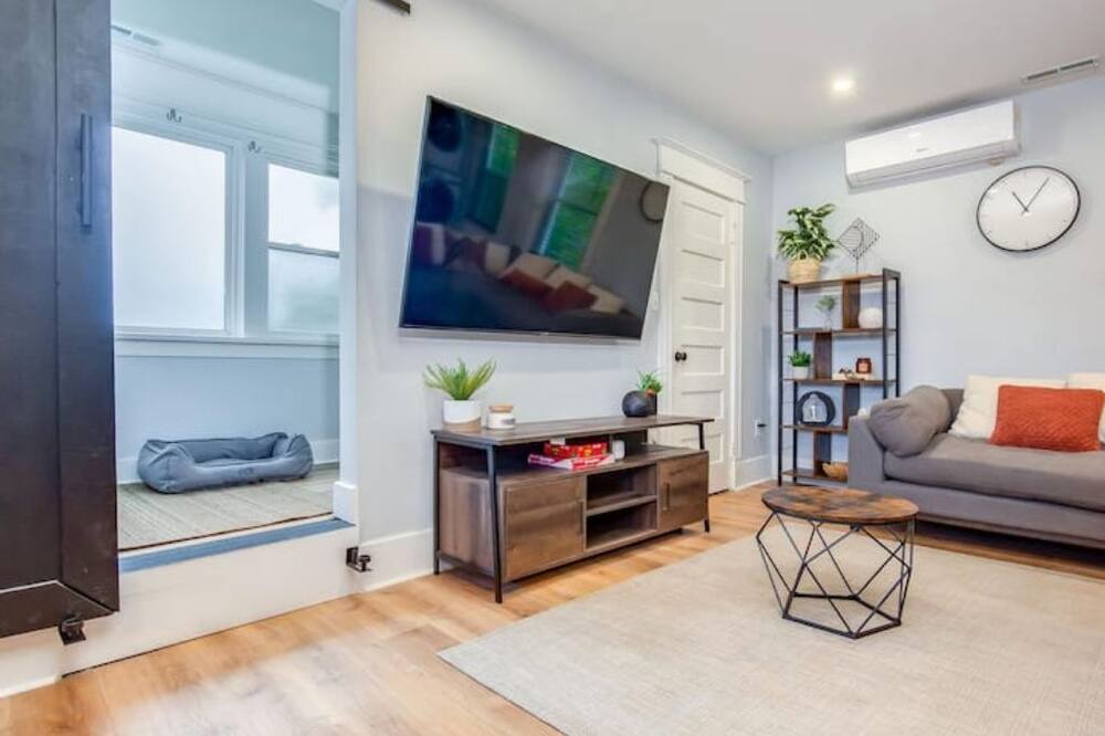 Photo of Livingroom in Beechmont