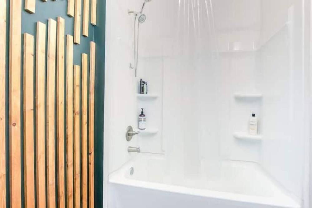 Photo of Bathroom in Beechmont