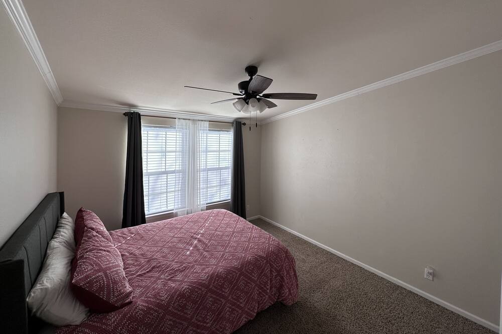 Photo of Bedroom in Vian