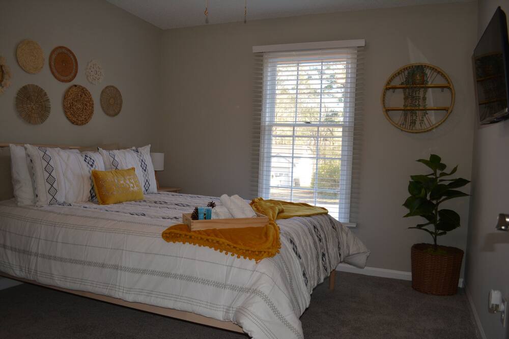 Photo of Bedroom in Jacksonville
