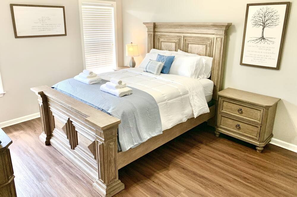 Photo of Bedroom in Ellendale