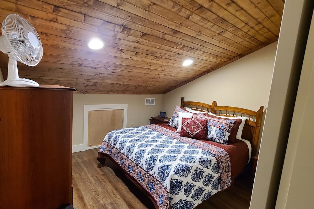 Photo of Bedroom in Branson