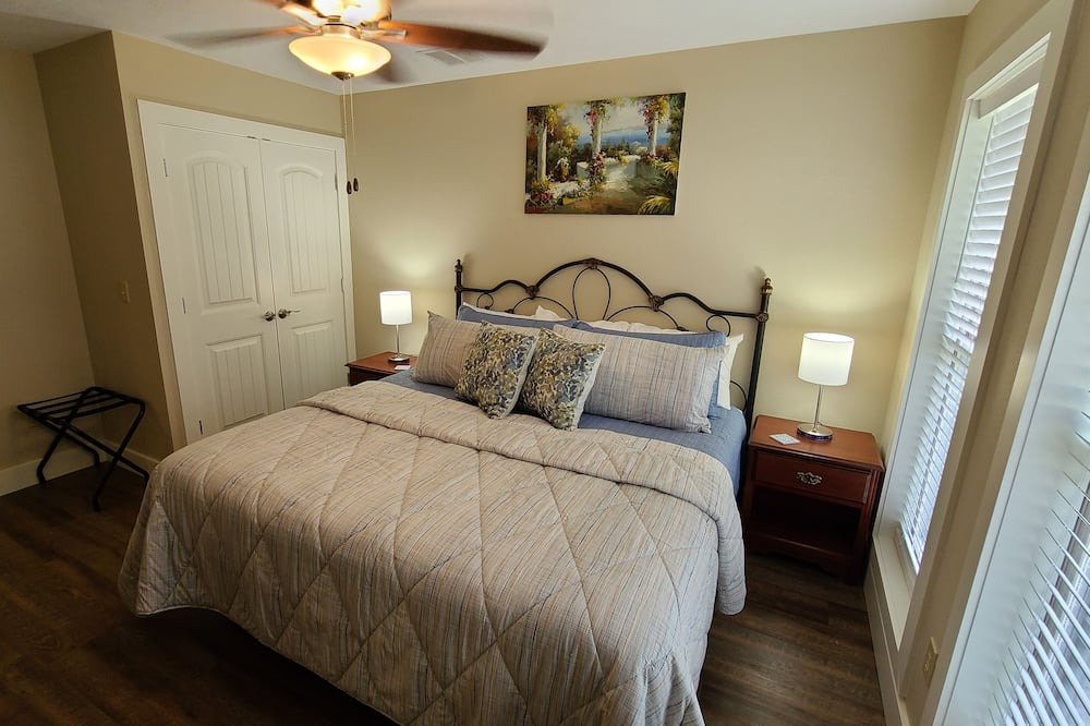Photo of Bedroom in Branson