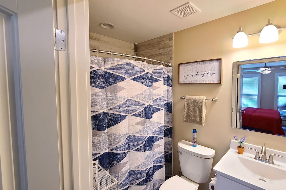 Photo of Bathroom in Branson