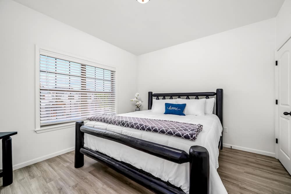 Photo of Bedroom in Lampe