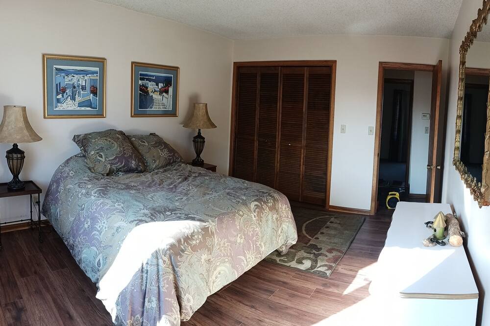 Photo of Bedroom in Holdrege