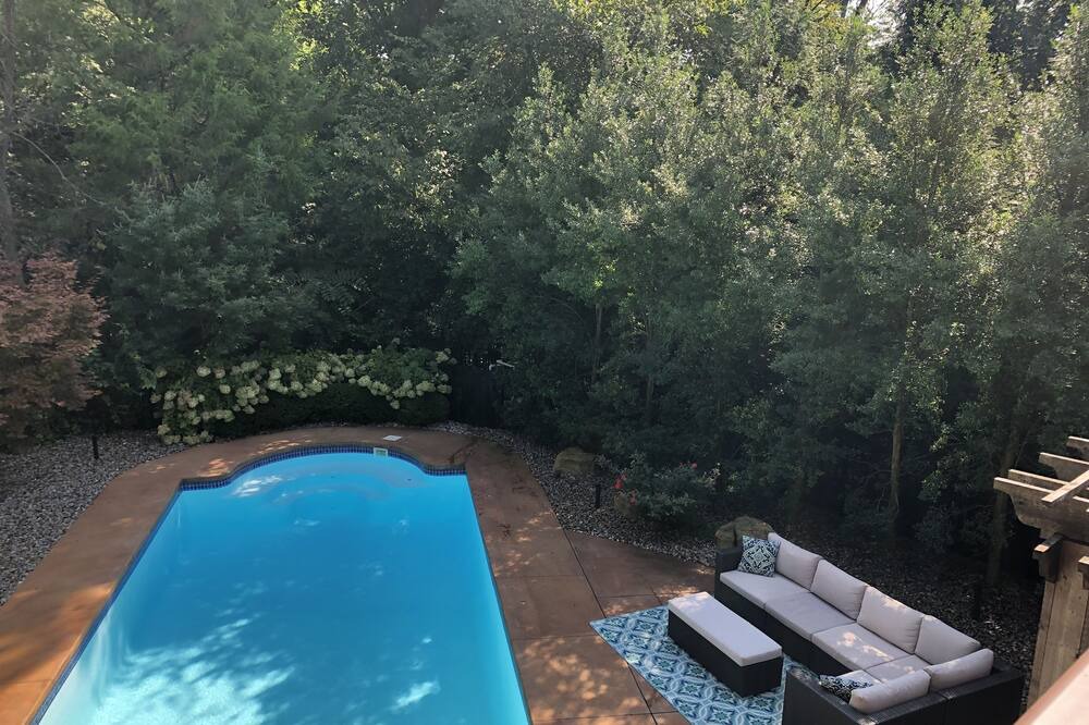 Photo of Outdoor in Shakes Run