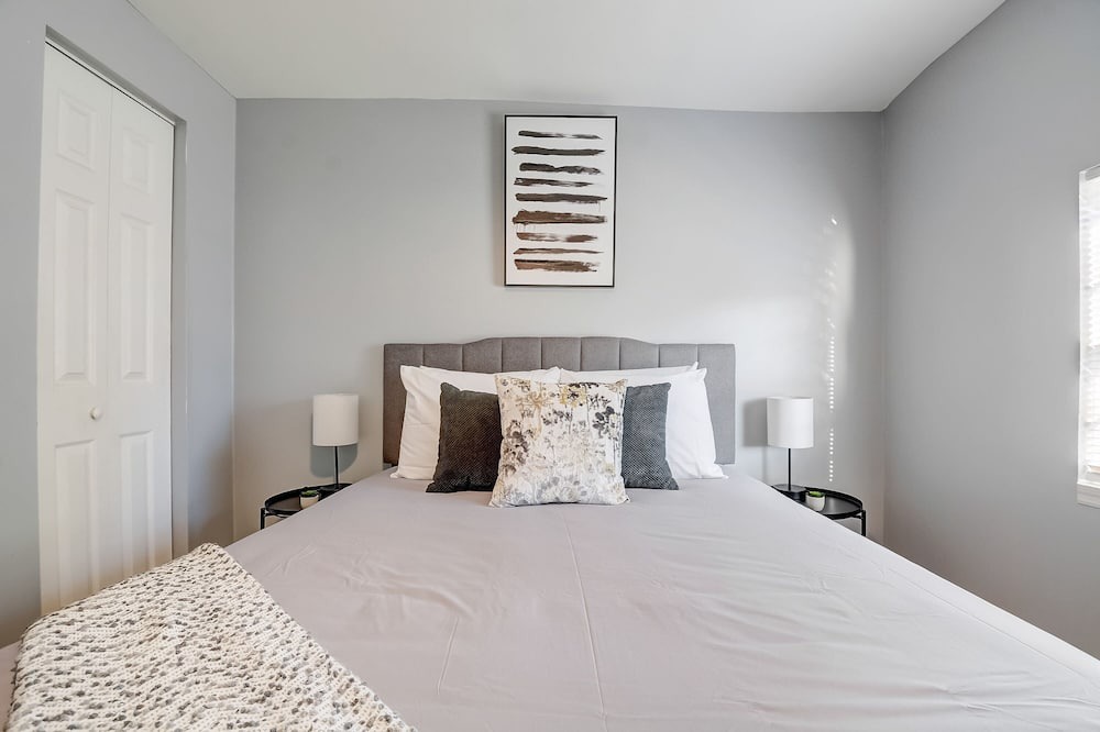 Photo of Bedroom in Merriwether