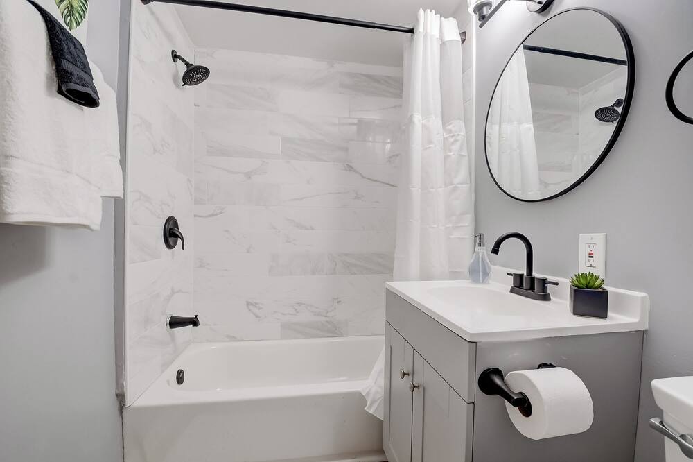 Photo of Bathroom in Merriwether