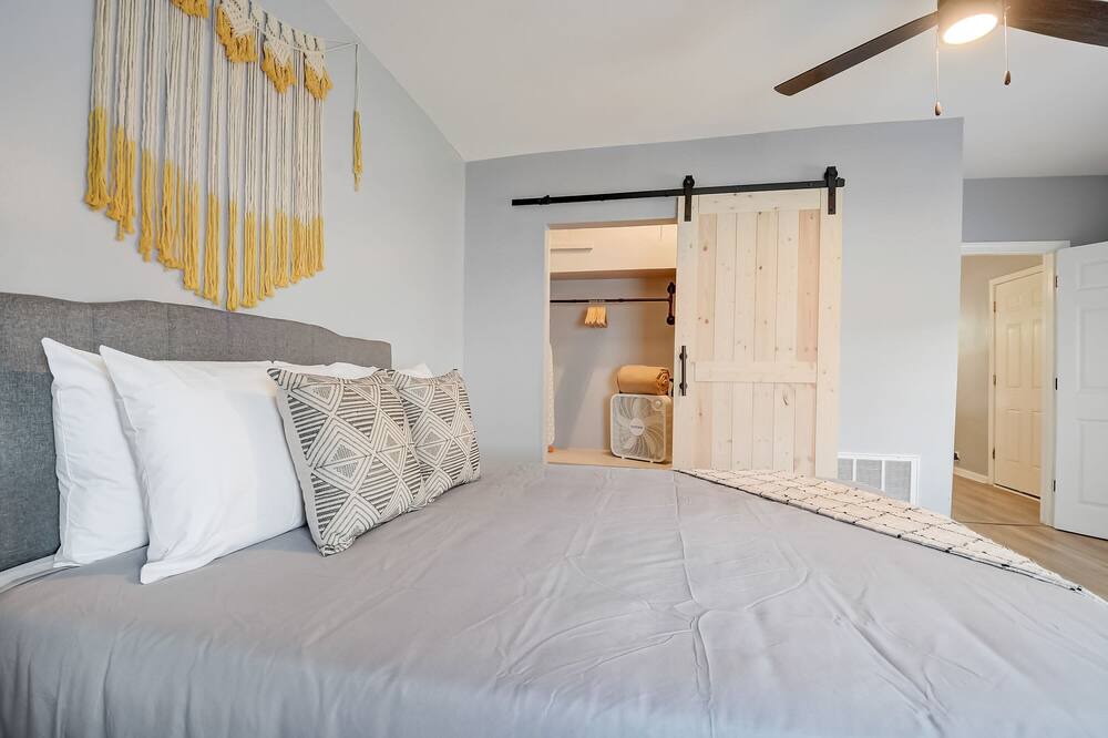 Photo of Bedroom in Merriwether