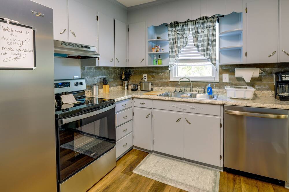 Photo of Kitchen in Arapahoe