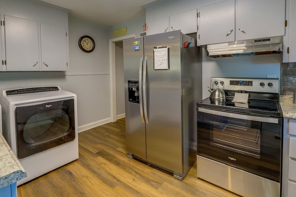 Photo of Kitchen in Arapahoe