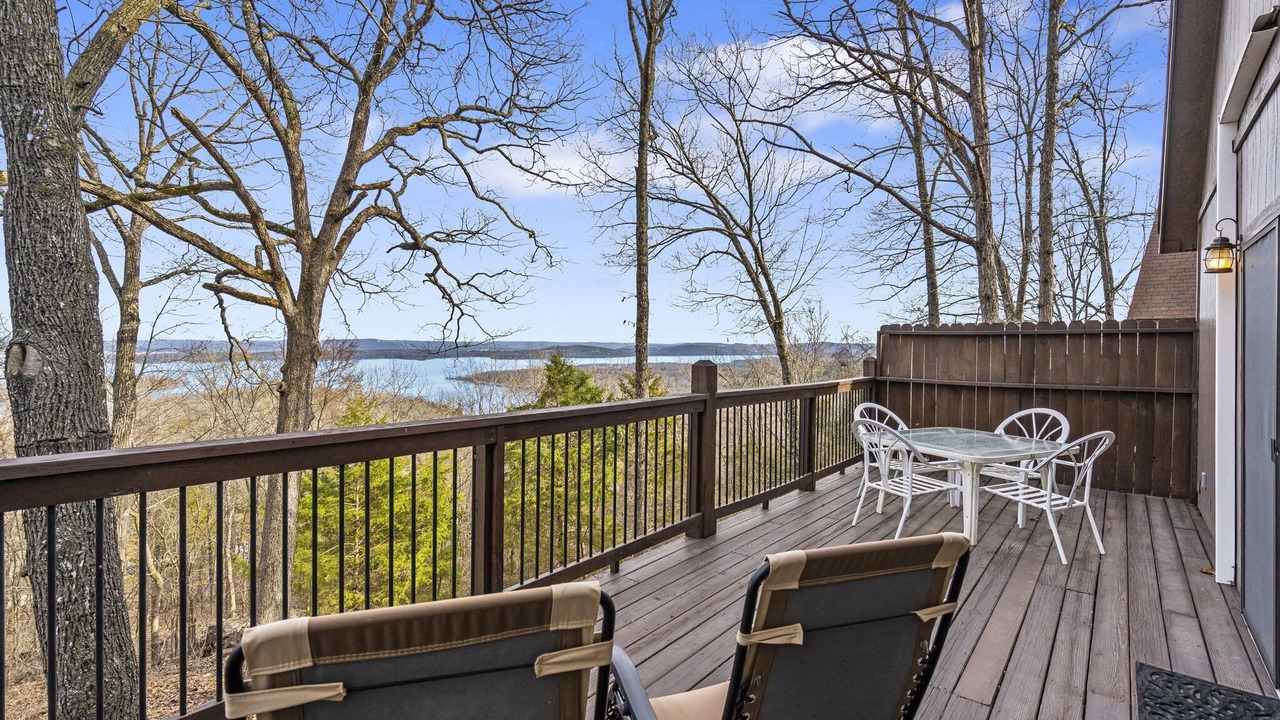 Photo of Livingroom in Branson West