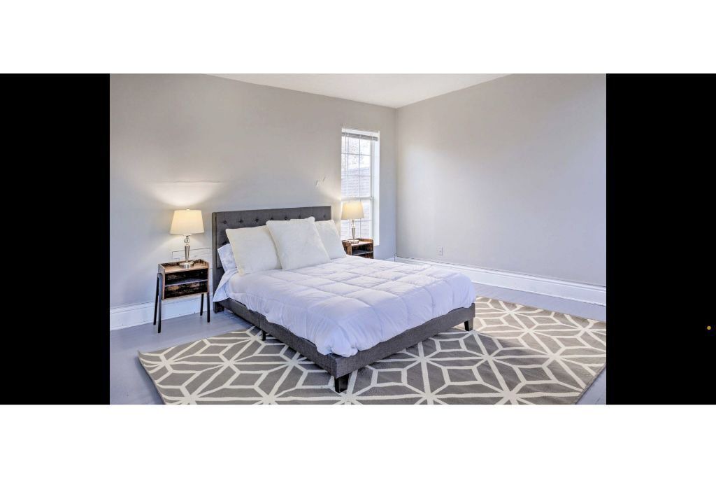 Photo of Bedroom in Shelby Park