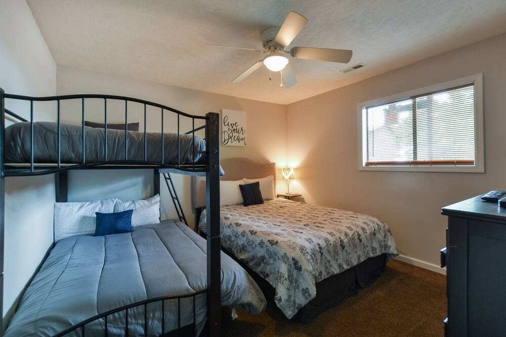 Photo of Bedroom in Notch Estates