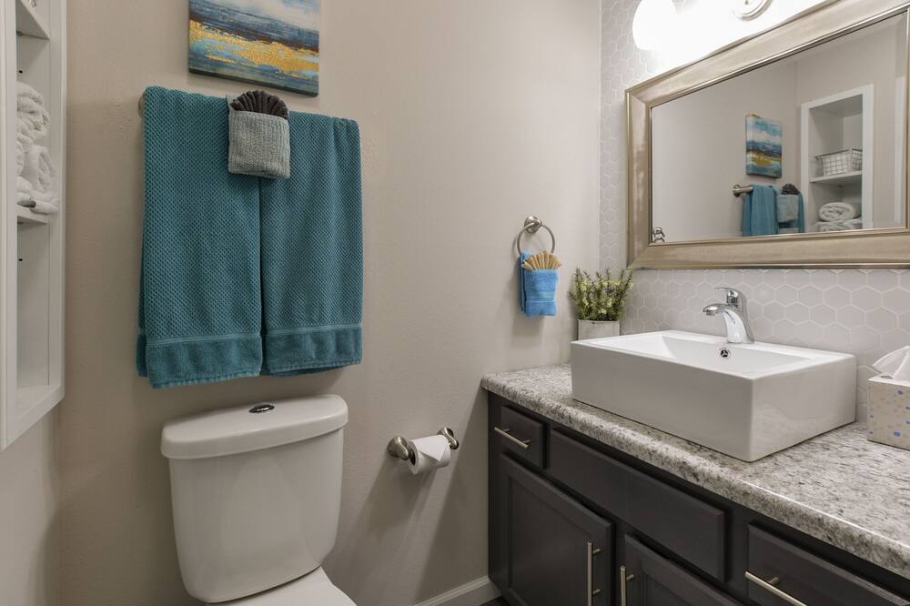 Photo of Bathroom in Notch Estates