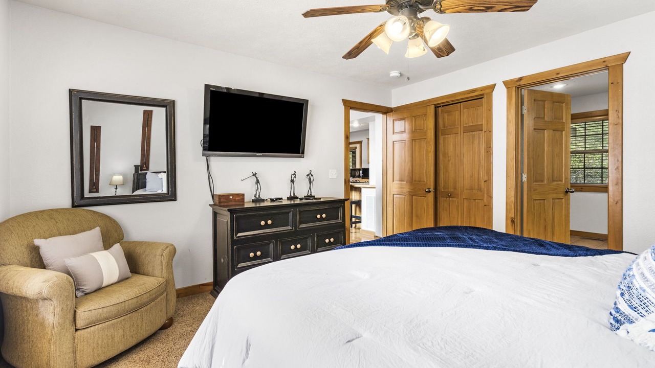 Photo of Livingroom in Branson West