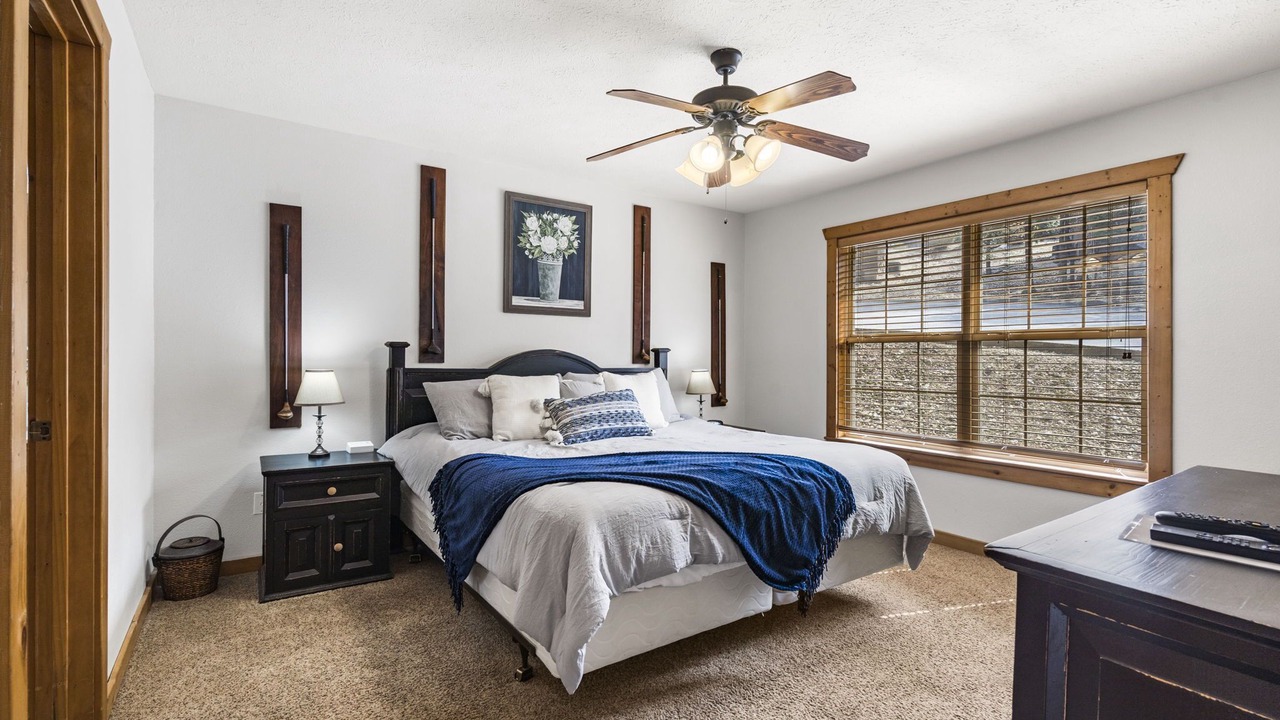 Photo of Livingroom in Branson West