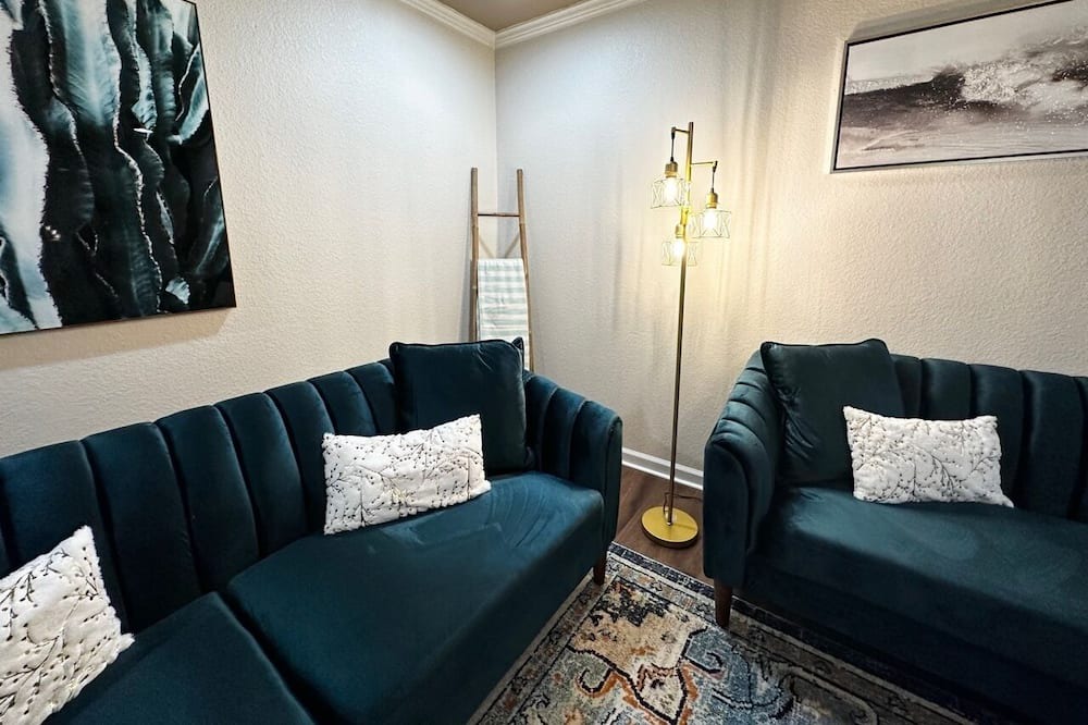 Photo of Livingroom in Alexander