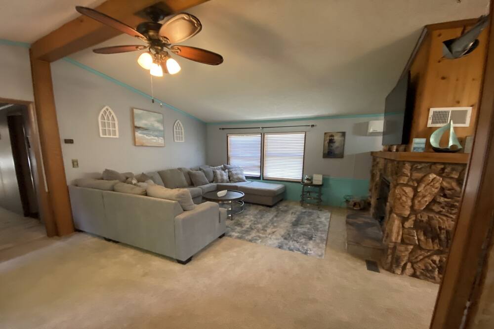 Photo of Livingroom in Checotah