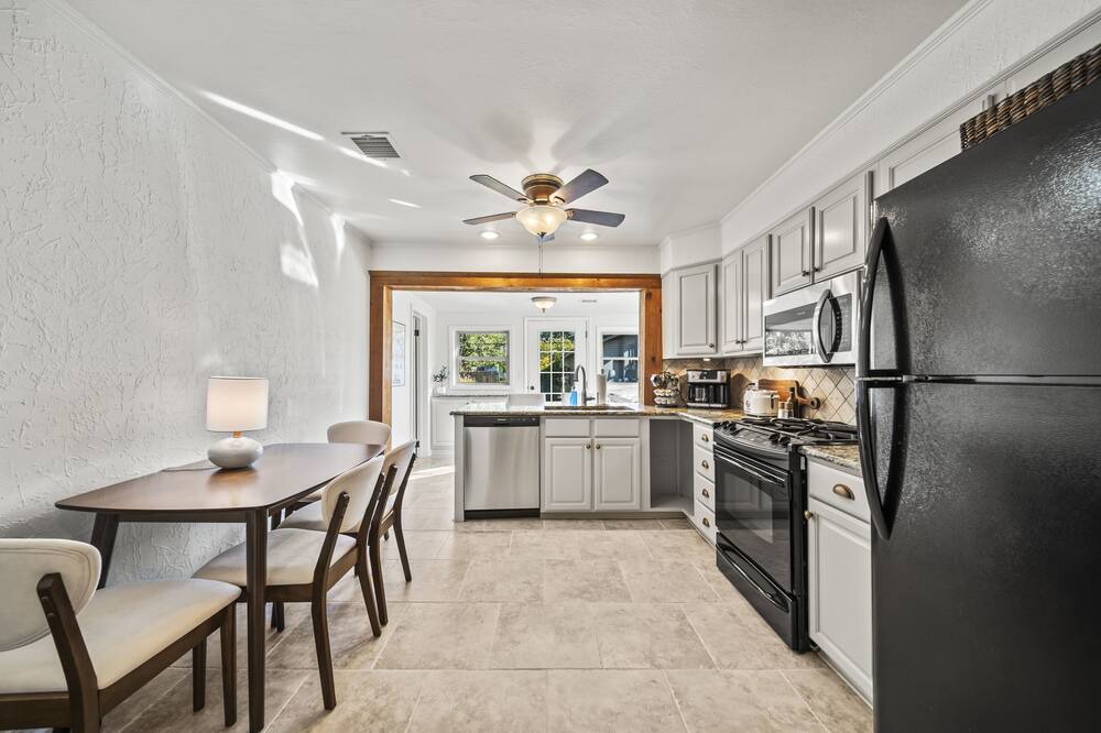 Photo of Kitchen in Turner Park