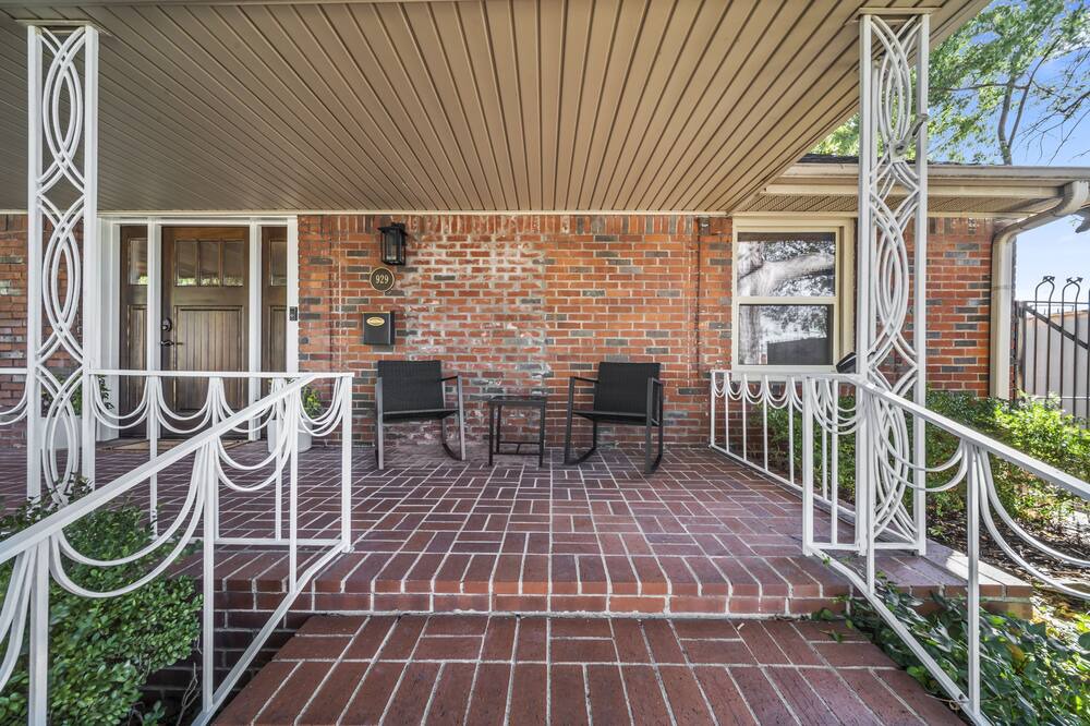 Photo of Patio Balcony in Turner Park