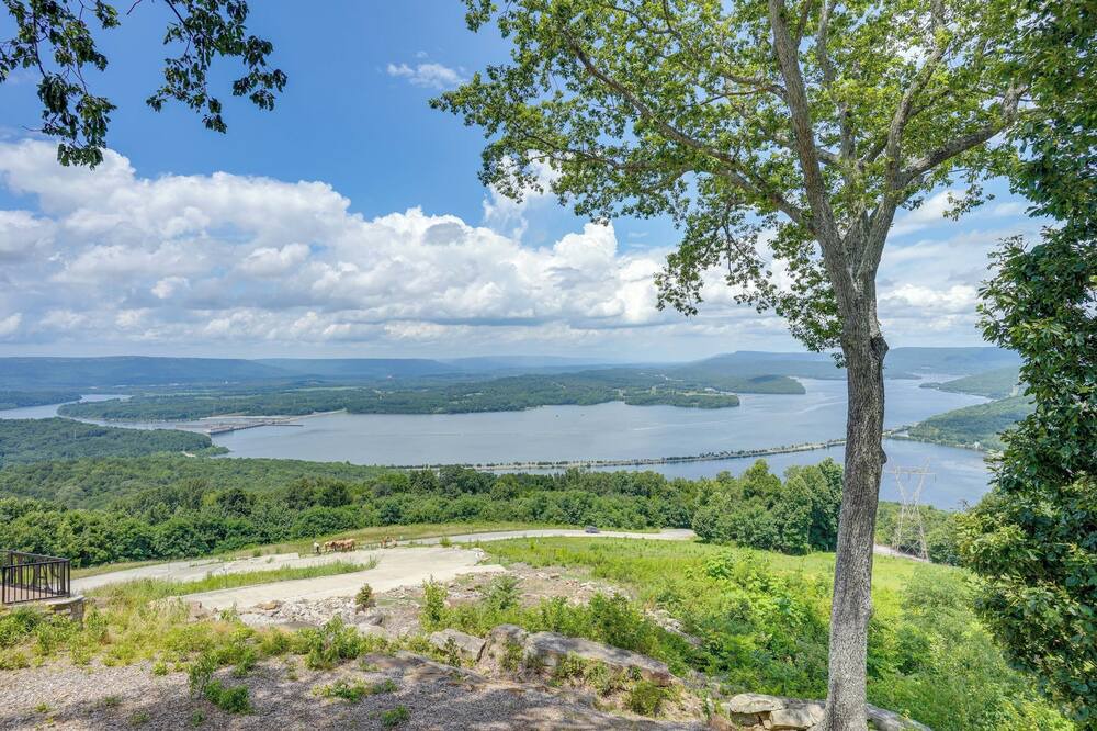 Photo of Outdoor in Bryant
