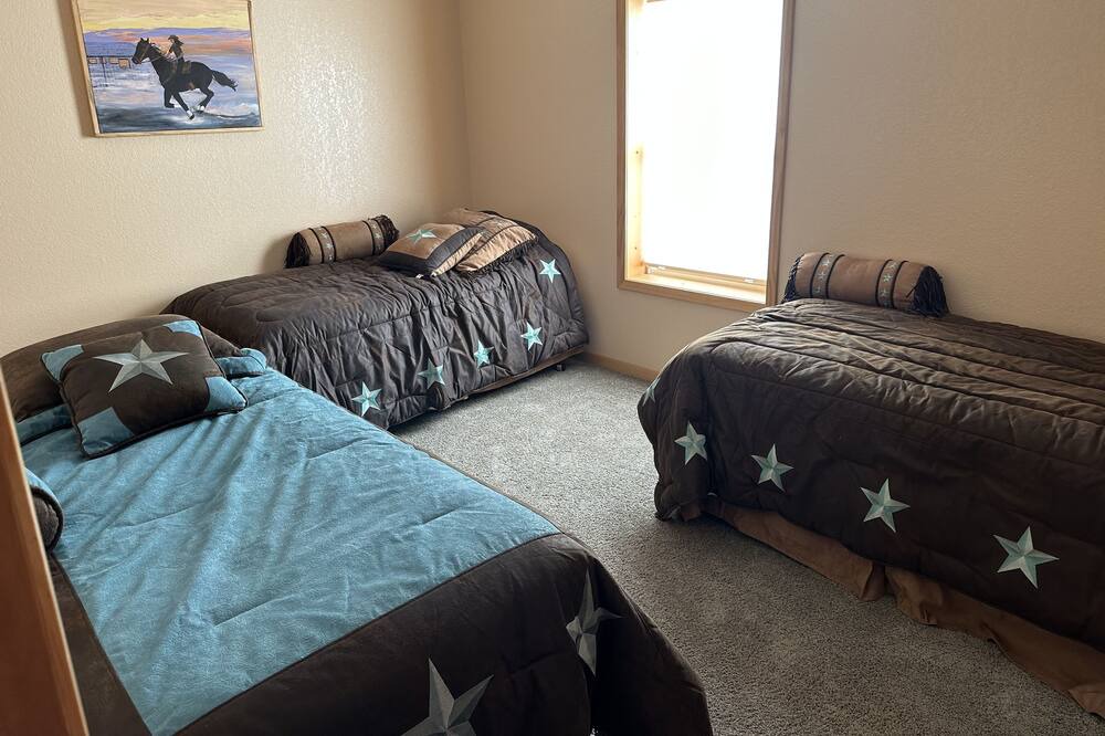 Photo of Bedroom in Gove County