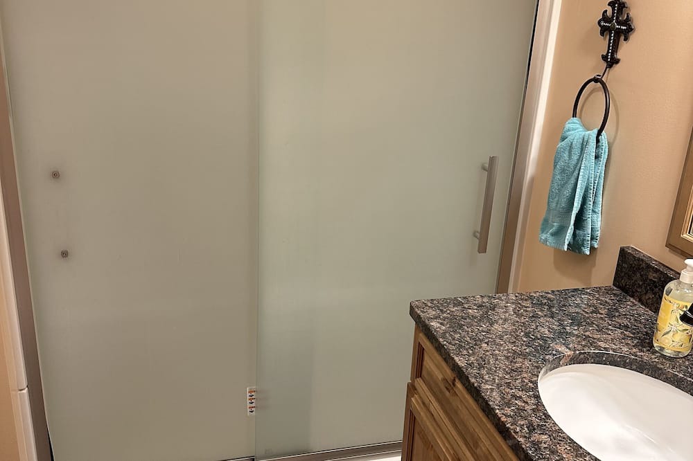 Photo of Bathroom in Gove County