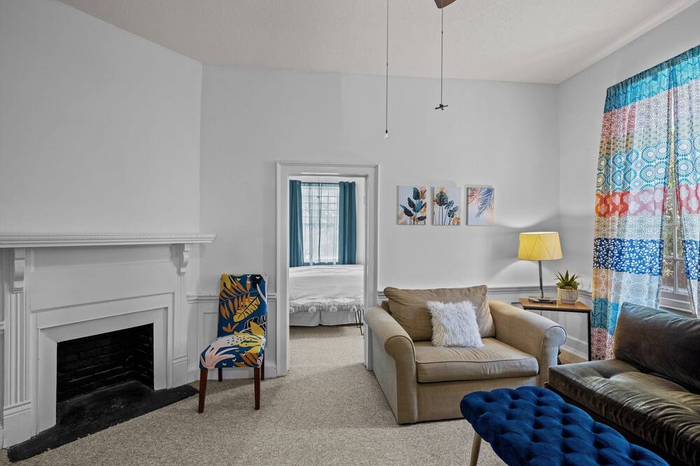 Photo of Livingroom in New Bern