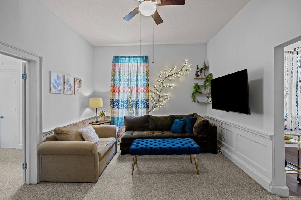 Photo of Livingroom in New Bern