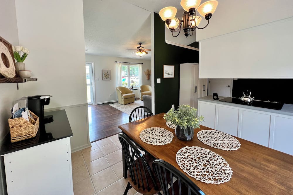 Photo of Kitchen in Hubert
