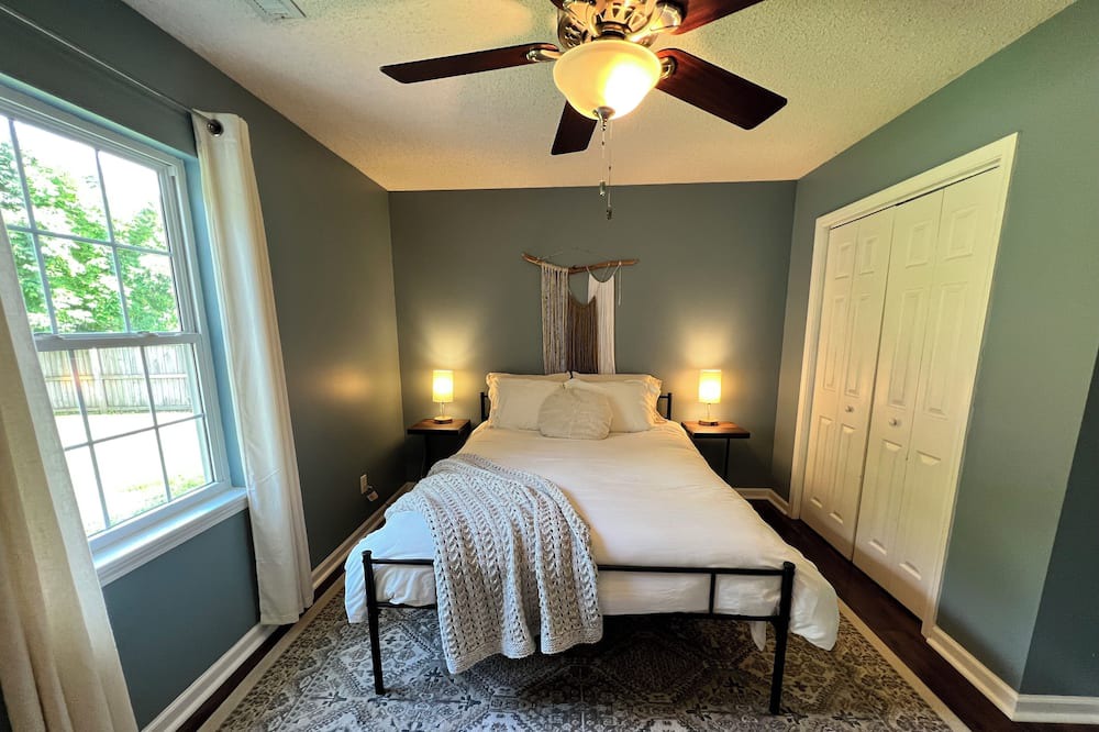 Photo of Bedroom in Hubert