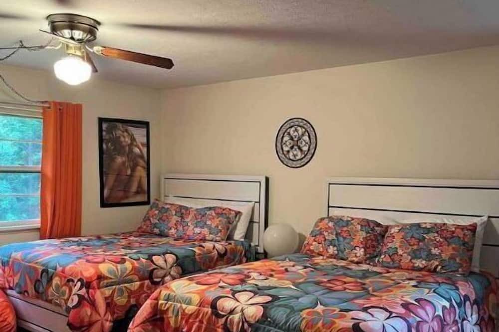 Photo of Bedroom in Radcliff