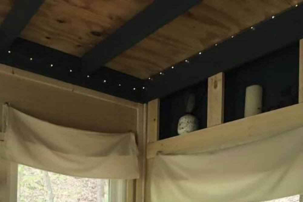 Photo of Bedroom in Means