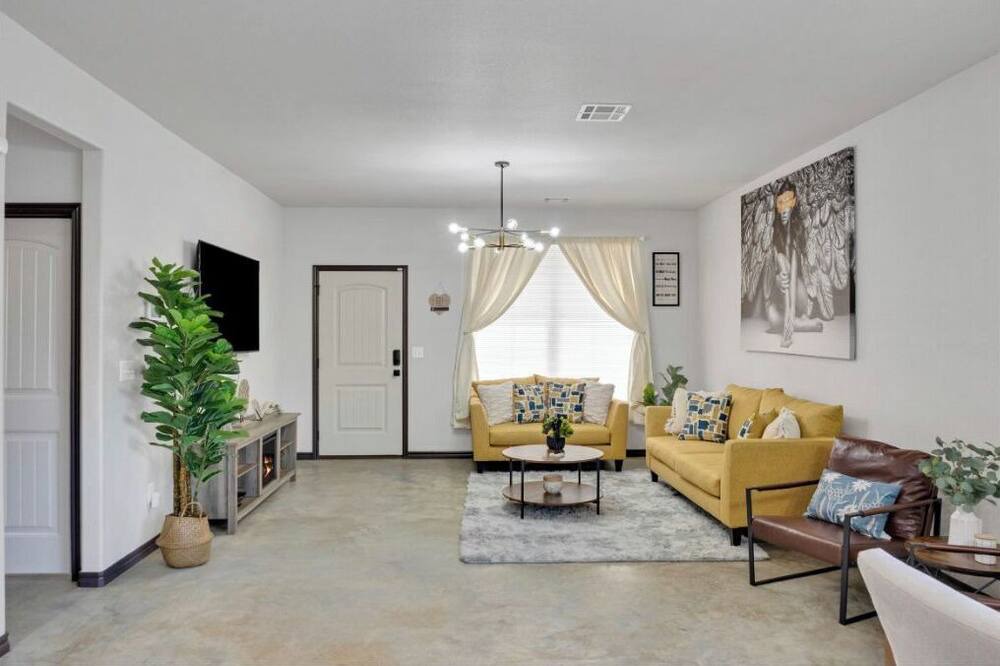 Photo of Livingroom in Turner Park