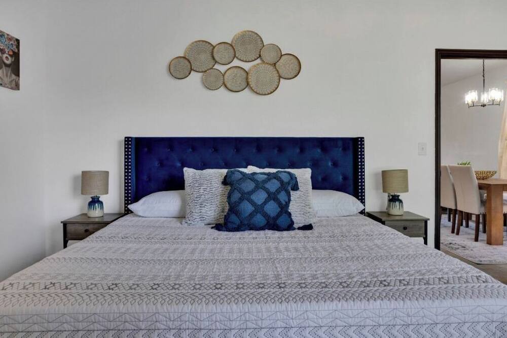 Photo of Bedroom in Turner Park