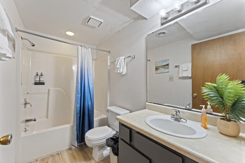 Photo of Bathroom in Indian Point