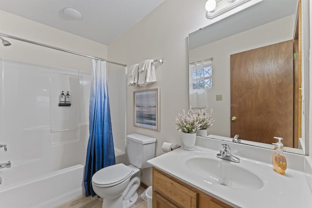 Photo of Bathroom in Indian Point