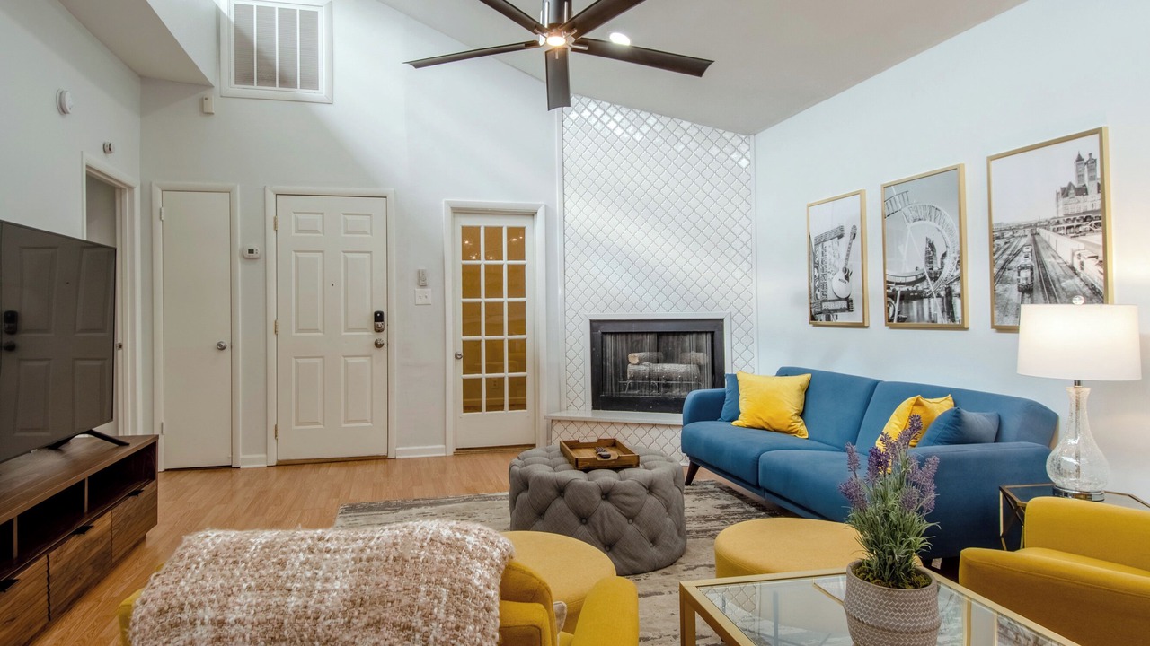 Photo of Livingroom in Hillwood