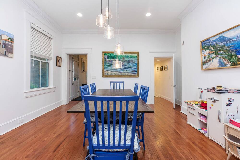Photo of Livingroom in Covington