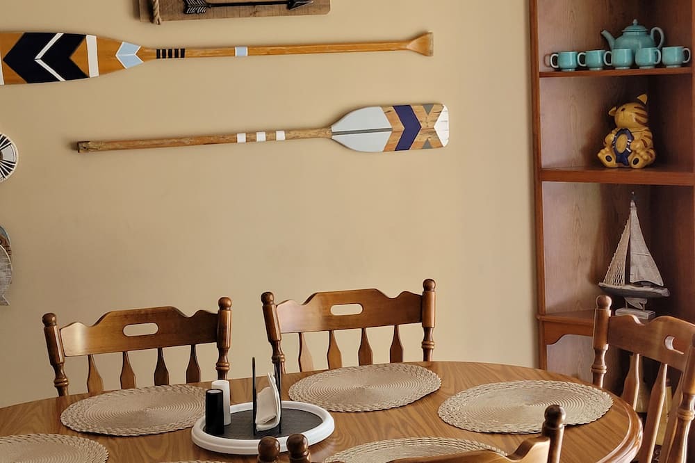 Photo of Livingroom in Highland